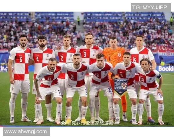 全球高端足球明星名单及其代表球队与成就分析